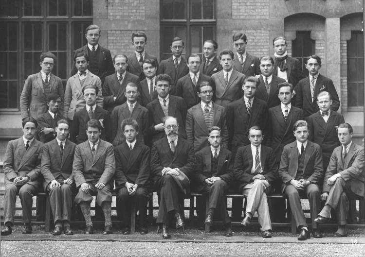 Classe de 1ère A - 1927 